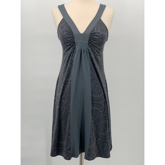 Patagonia Dresses & Skirts - Patagonia Corinne Dress in Grey Geometric Print, Sz M